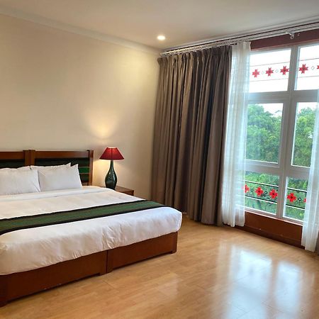 Dam San Hotel Buôn Ma Thuột Extérieur photo