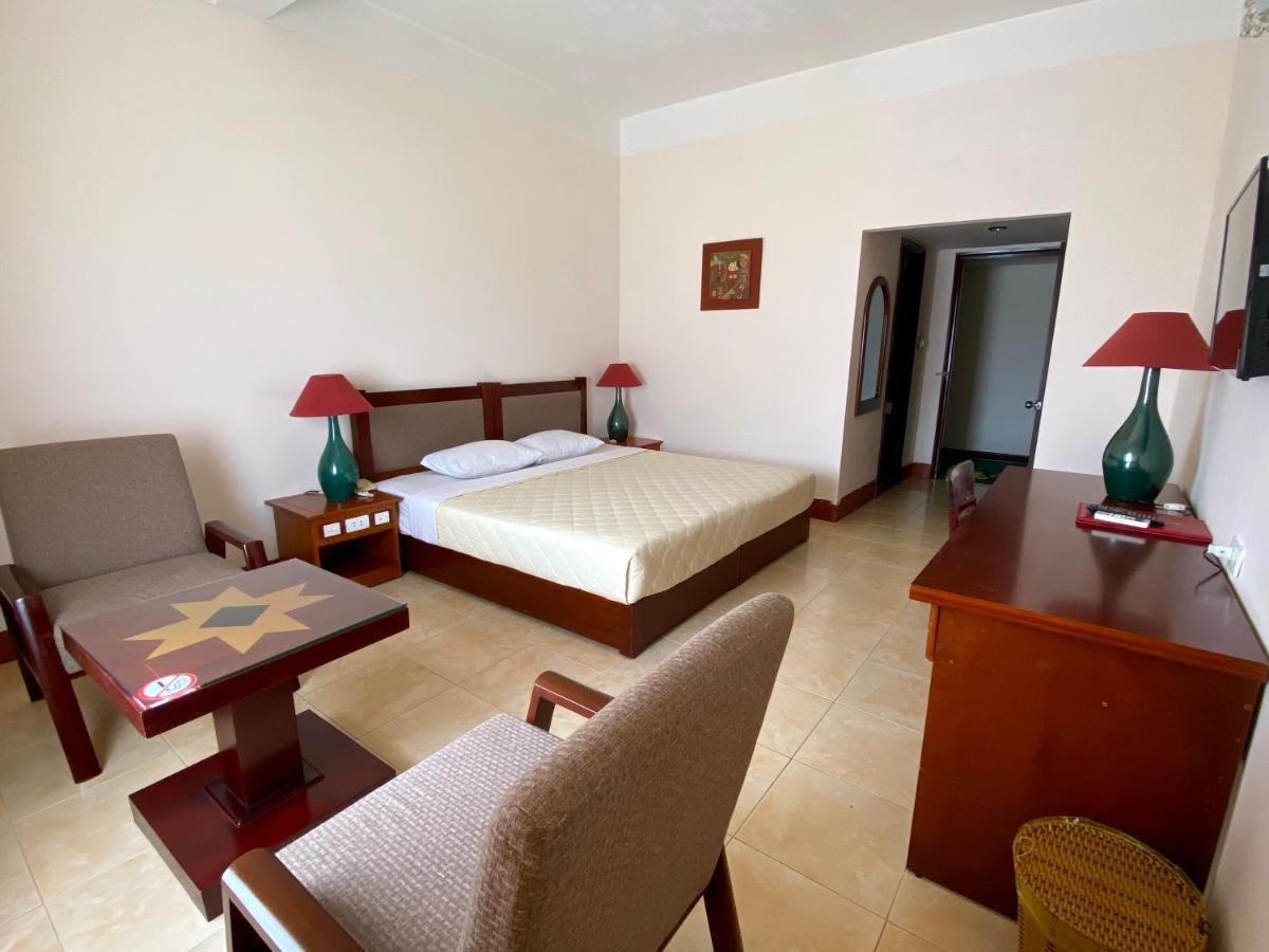 Dam San Hotel Buôn Ma Thuột Extérieur photo