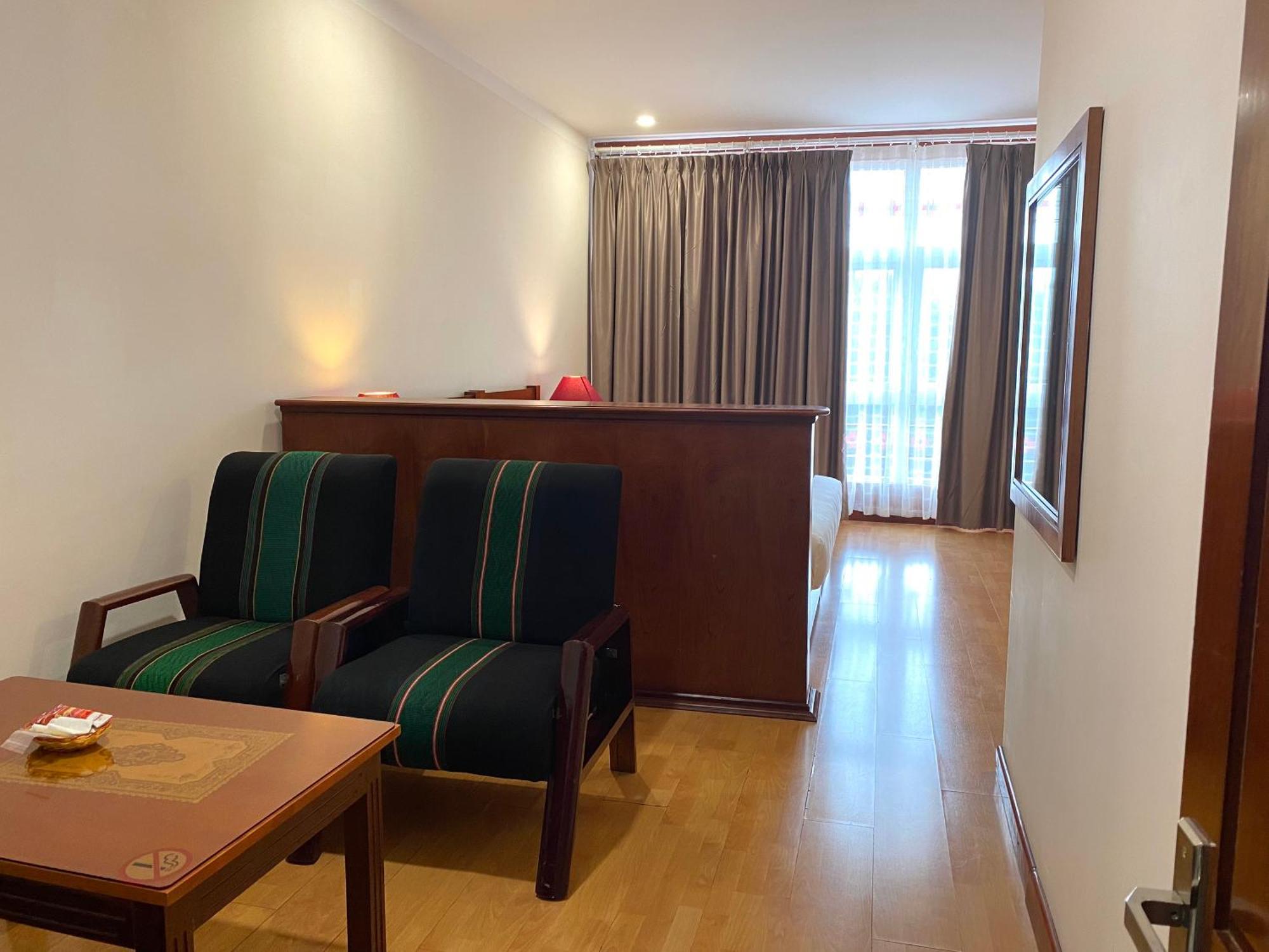Dam San Hotel Buôn Ma Thuột Extérieur photo